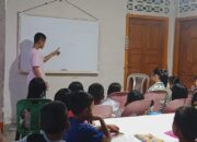 Albert-Zega-Sang-Guru-Cilik-Hebat-dari-Nias-Utara-Mengajar-Hingga-Puluhan-Siswa