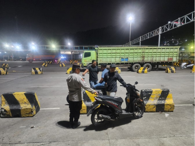 Patroli-Blue-Light-Upaya-Kskp-Polres-Cilegon-Polda-Banten-Merak-Menekan-Aksi-Tindak-kriminalitas