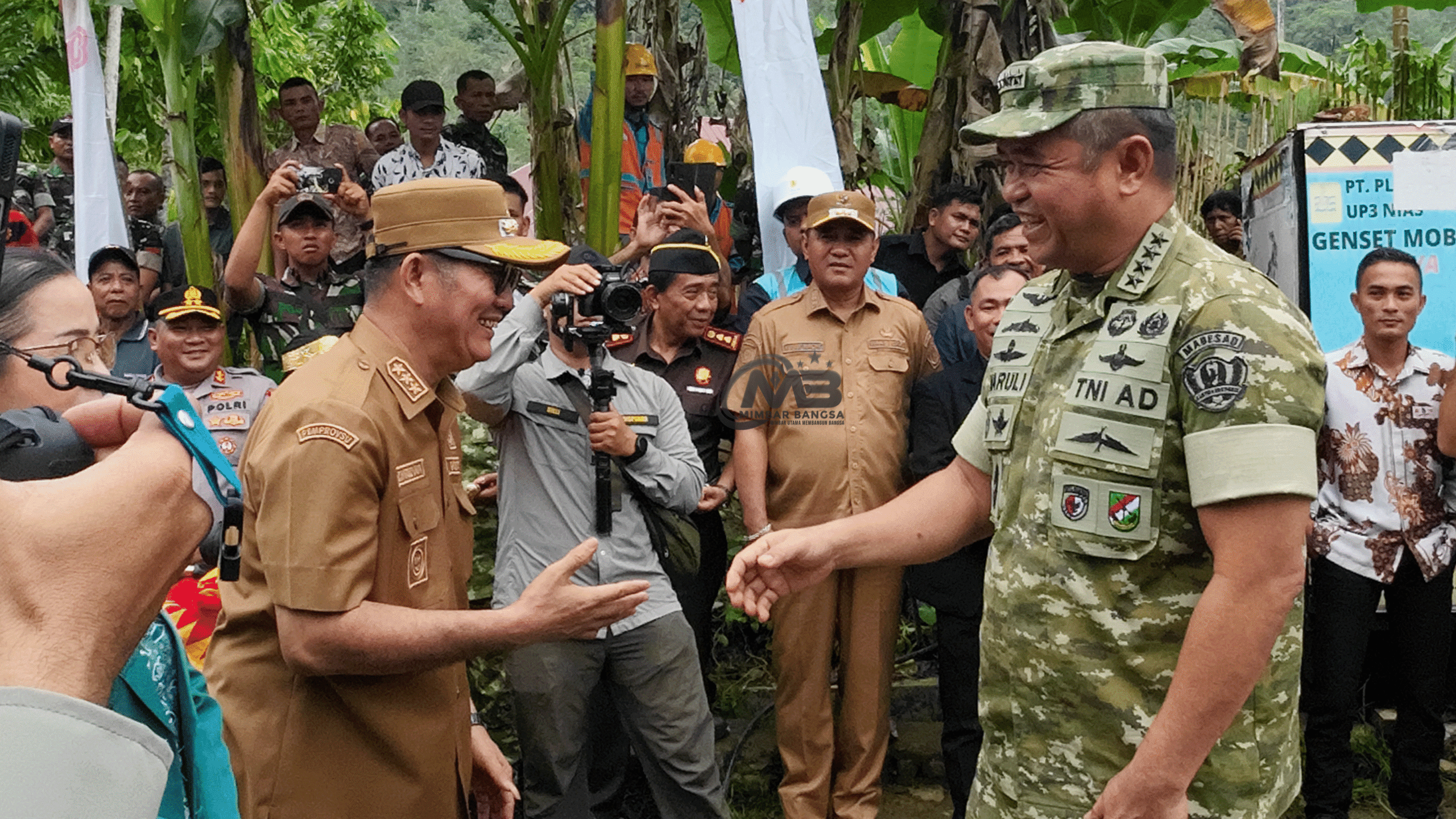 Bupati-Nias-Selatan-bersama-Kasad-Maruli-Simanjuntak