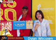 DYLAN-WILCOXEN-bersama-Kadis-Budparpora-Nias-Selatan