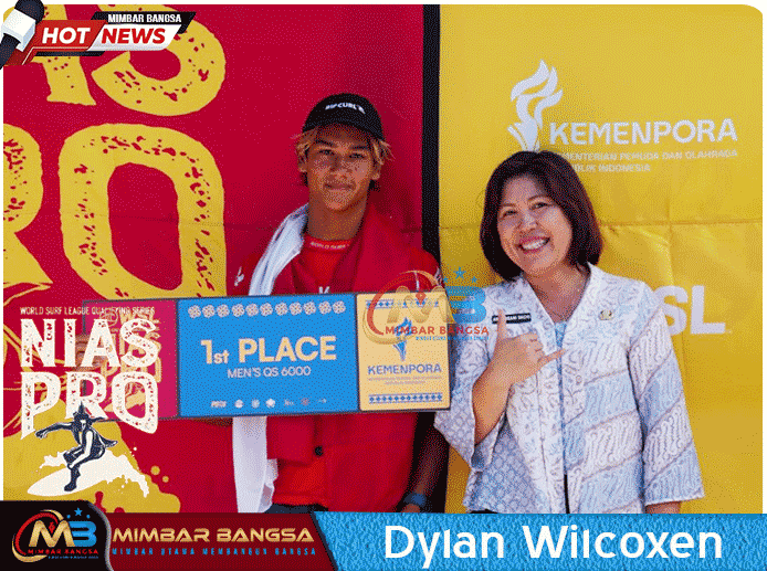 DYLAN-WILCOXEN-bersama-Kadis-Budparpora-Nias-Selatan